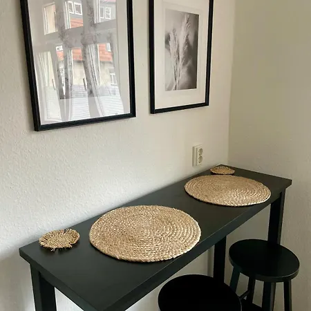 Unter Den Knarrenden Dielen Apartment